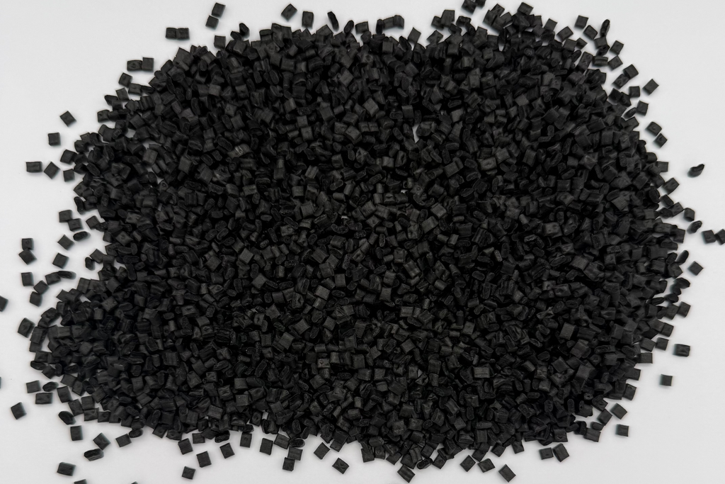 PP 20% CF schwarz 1kg